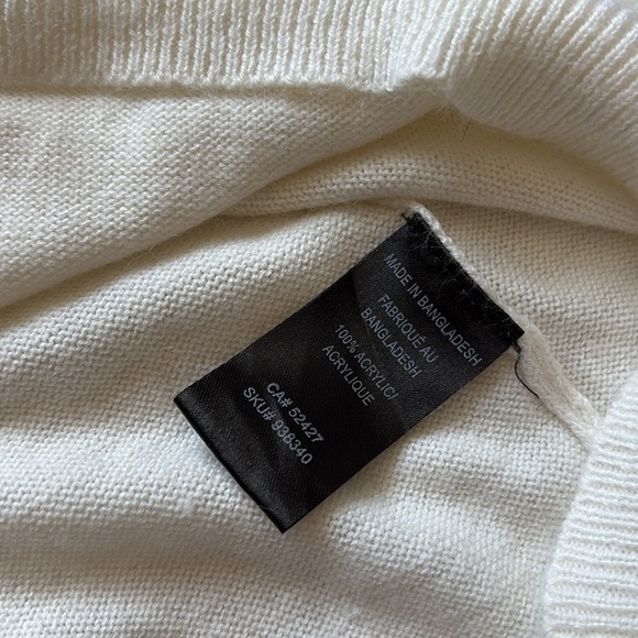 Lily Morgan Cozy Top – Size XL | Gentle Sparkle | Soft Glam | Metal Detail | - Picture 7 of 7